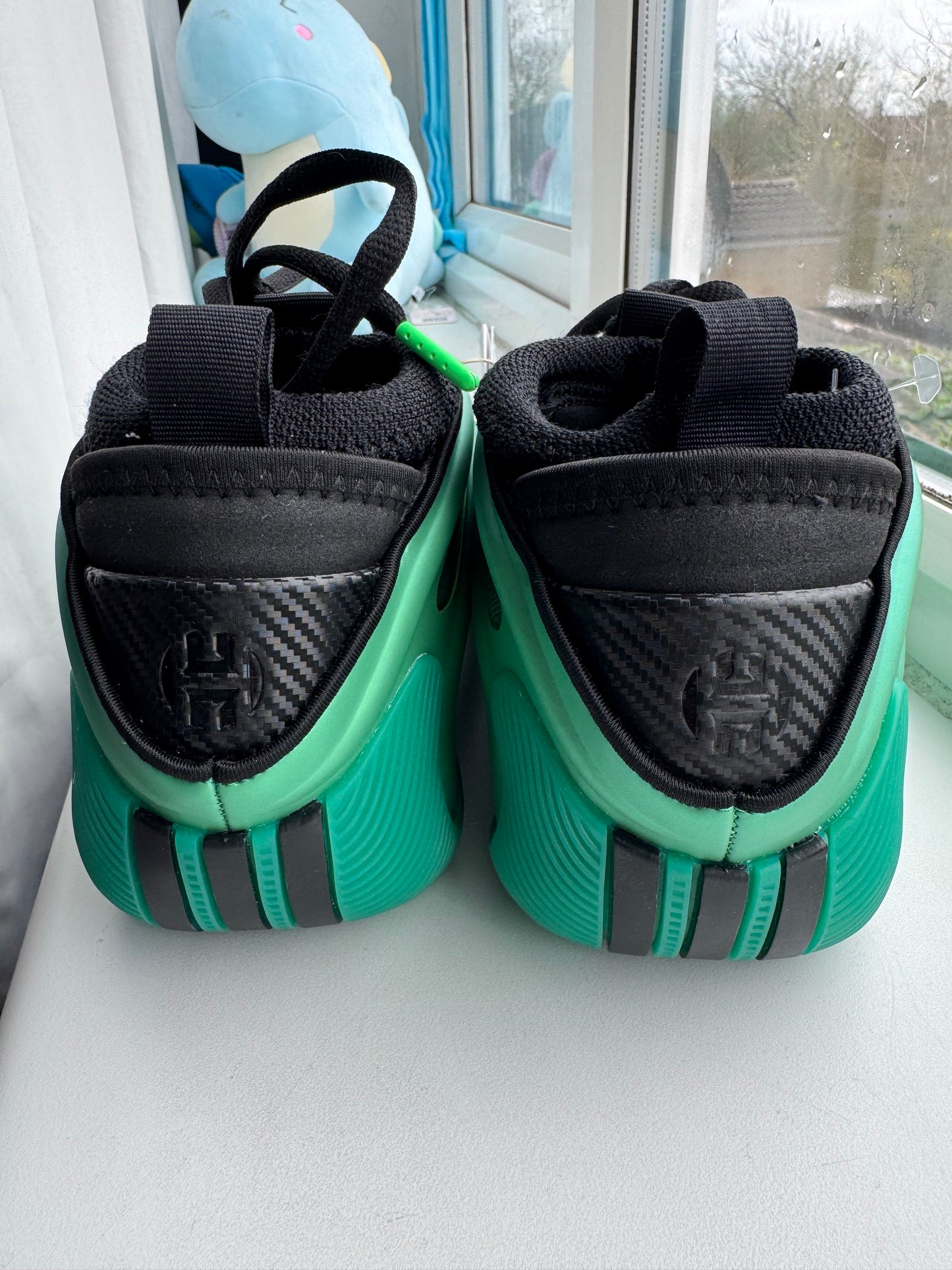 UK 7 ADIDAS HARDEN VOL.9 - SCREAMING GREEN/CORE BLACK SHOES UNISEX TRAINERS