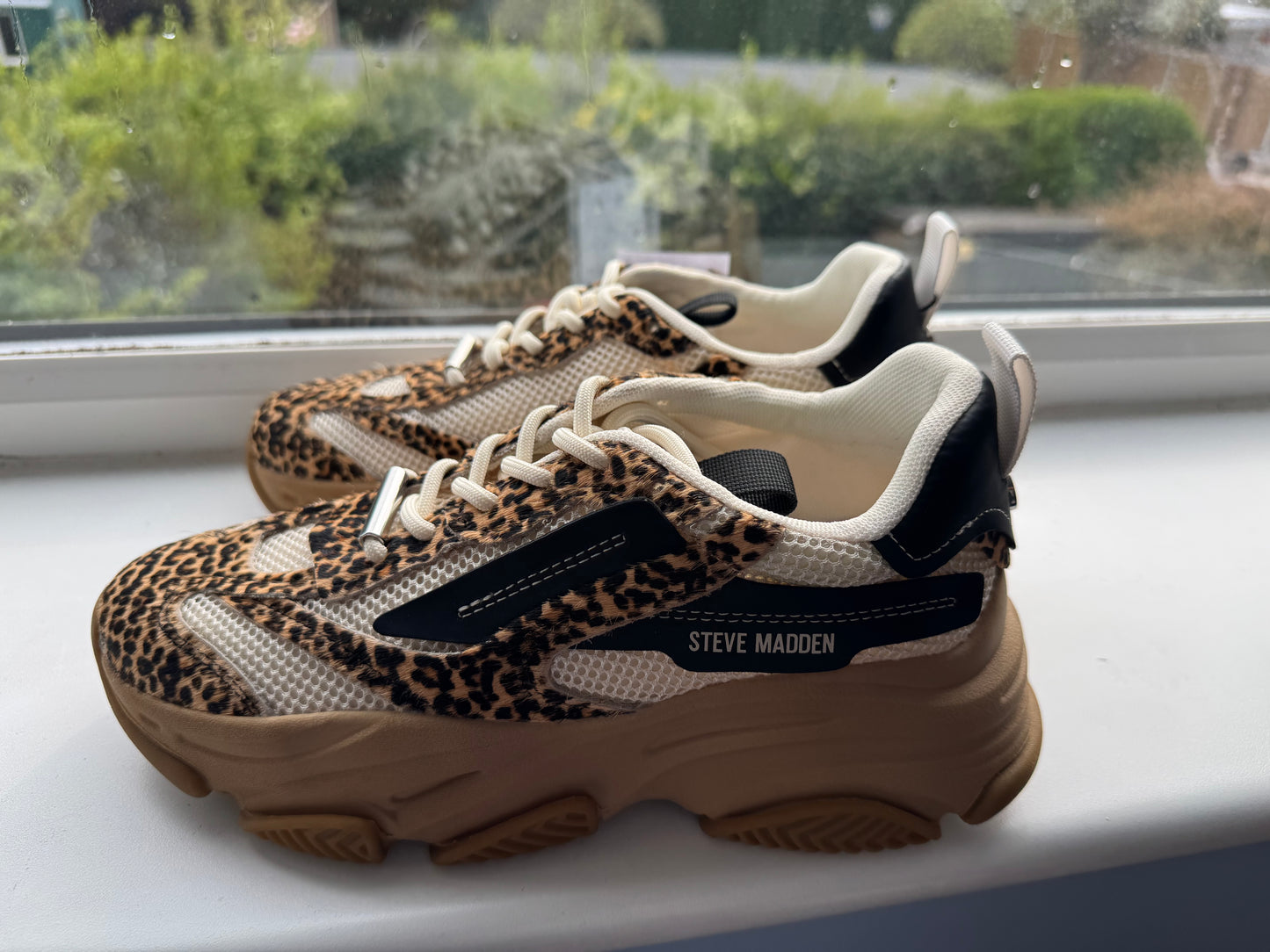UK 5 STEVE MADDEN Leather-Trim Possession-E Sneakers Brown /Black