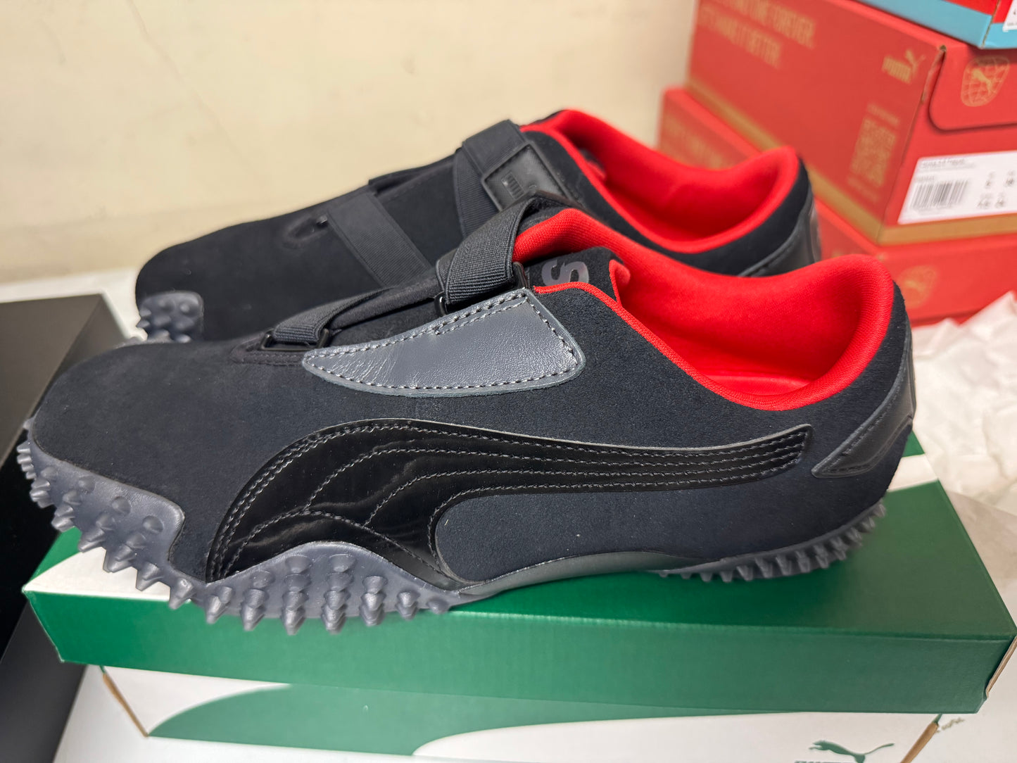 UK 9 PUMA Scuderia Ferrari Mostro Sneakers Unisex