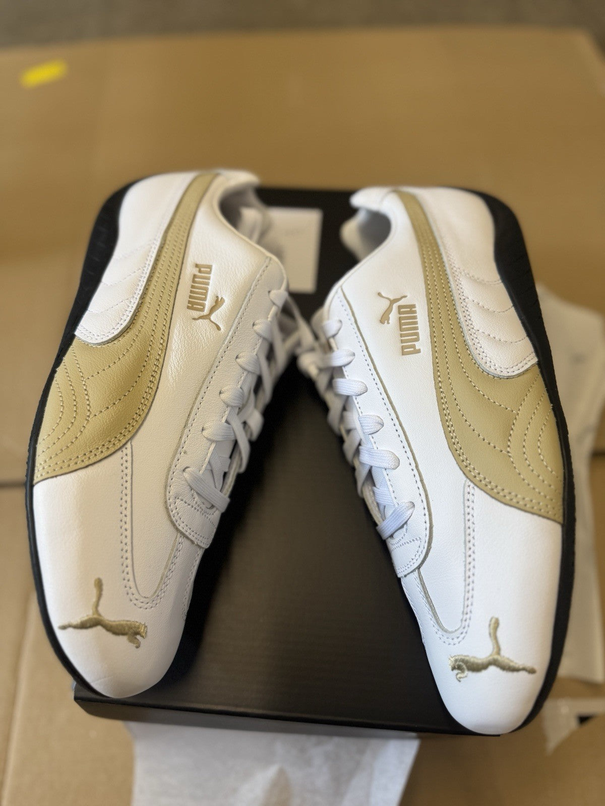 UK 9 Puma Speedcat Leather Sneakers Unisex trainers shoes.  White-Toasted Almond