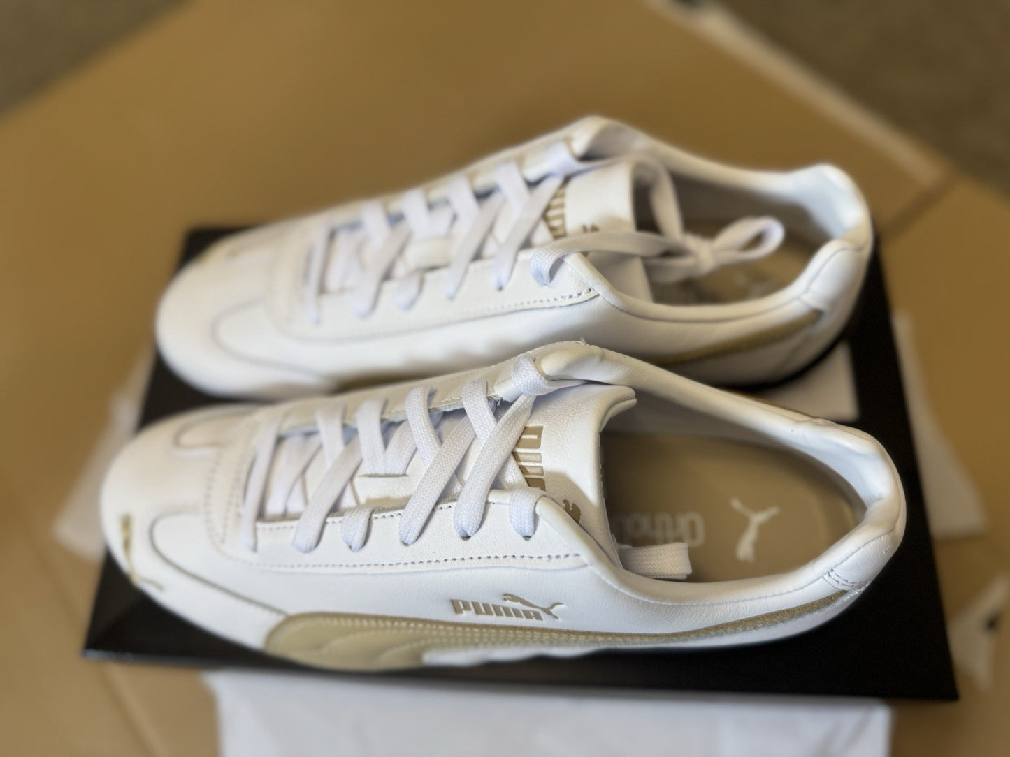 UK 9 Puma Speedcat Leather Sneakers Unisex trainers shoes.  White-Toasted Almond
